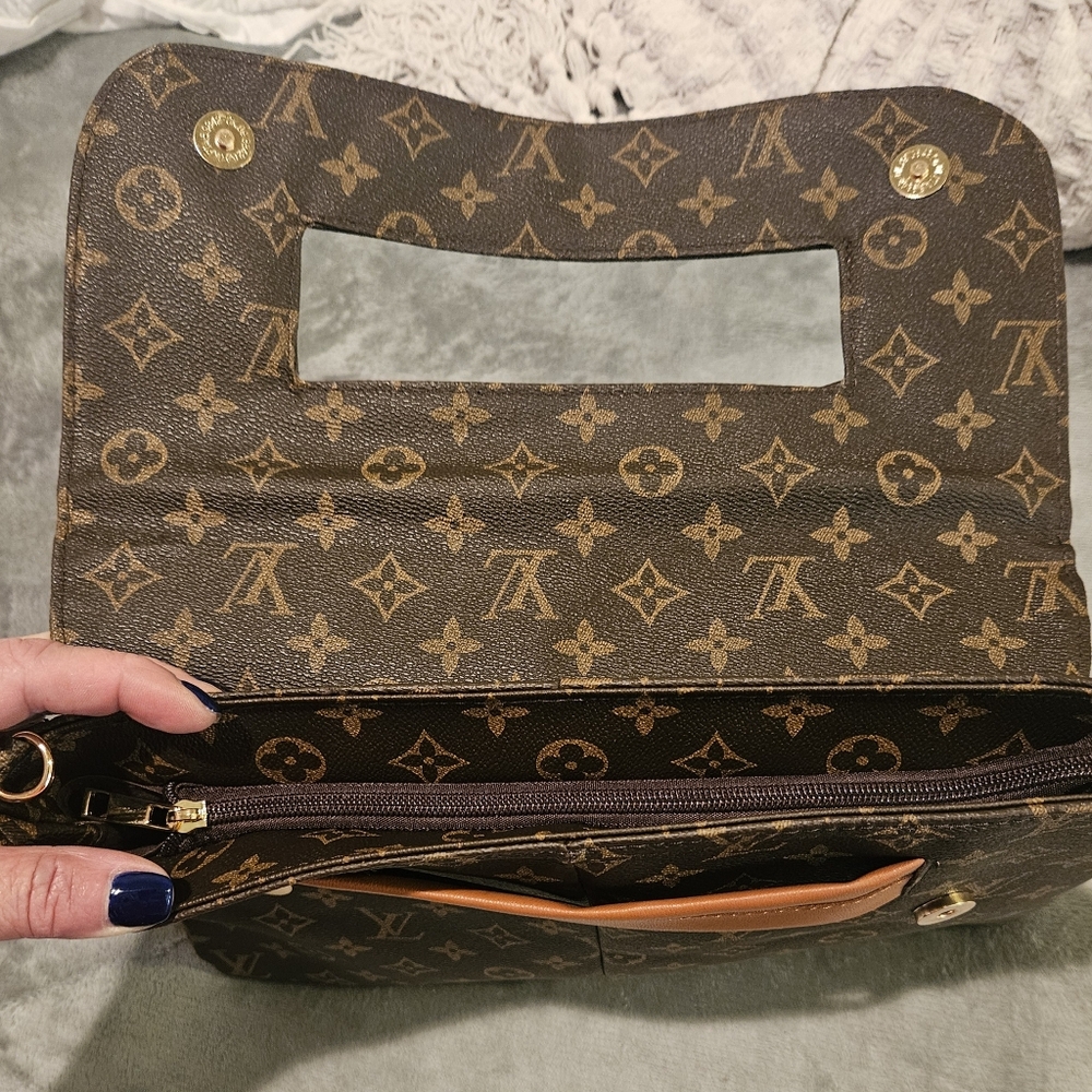 Monogram Canvas Extra Large Clutch/ Crossbody - Picture 4 of 6